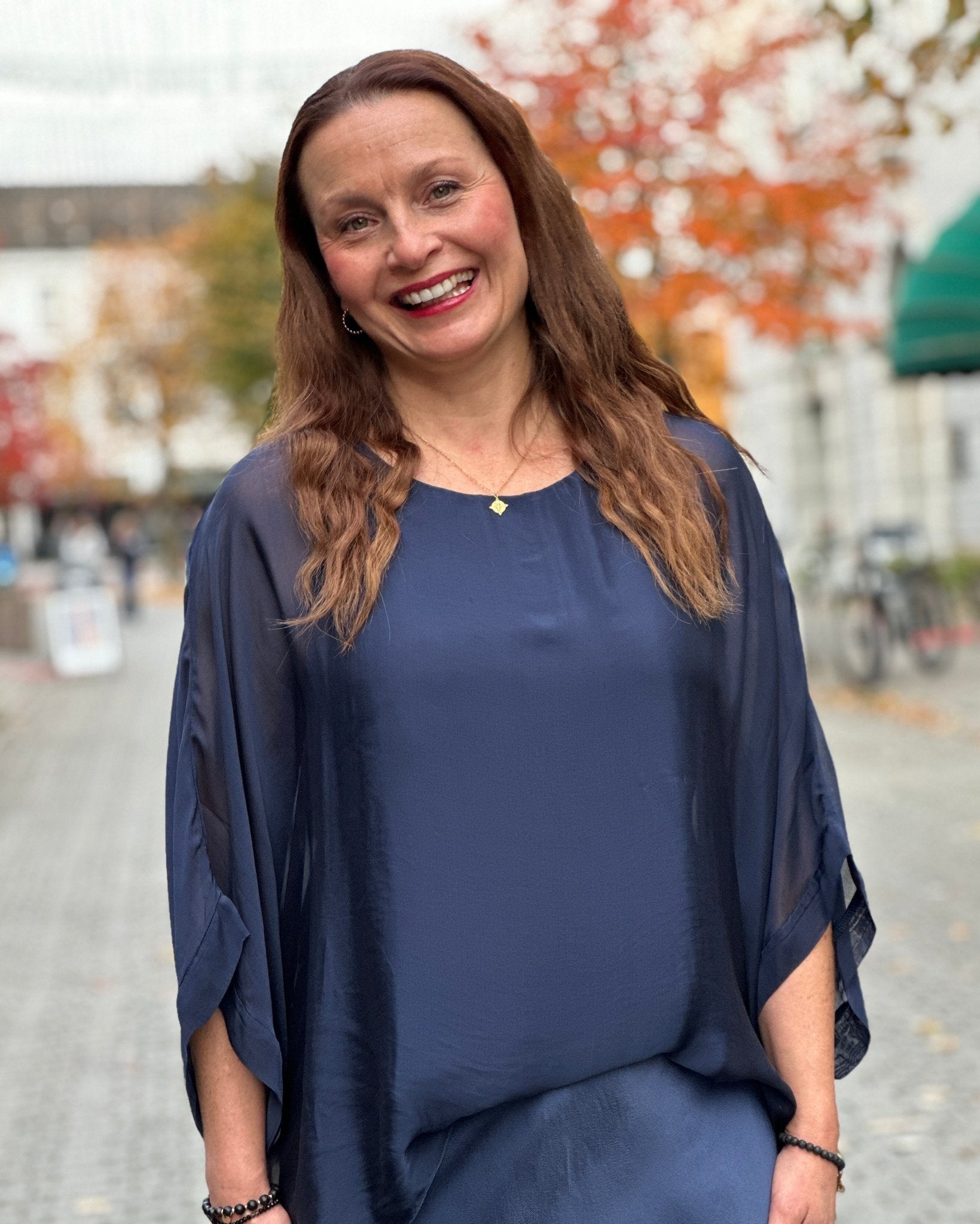 Silke/viskose 2 lags bluse