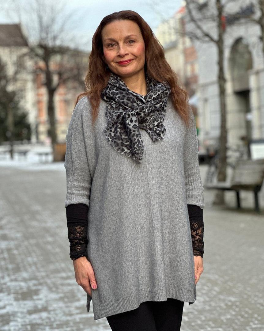 Oversized genser m splitt